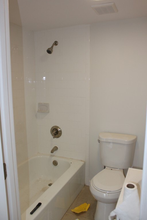 487 E Broadway unit 3, Boston, MA 02127 - photo 6