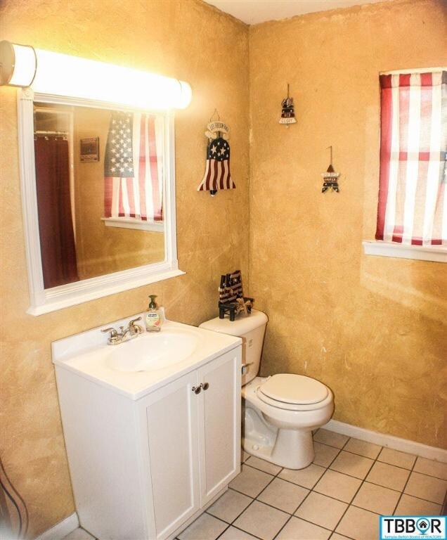 301 E Austin St, Troy, TX 76579 - photo 6