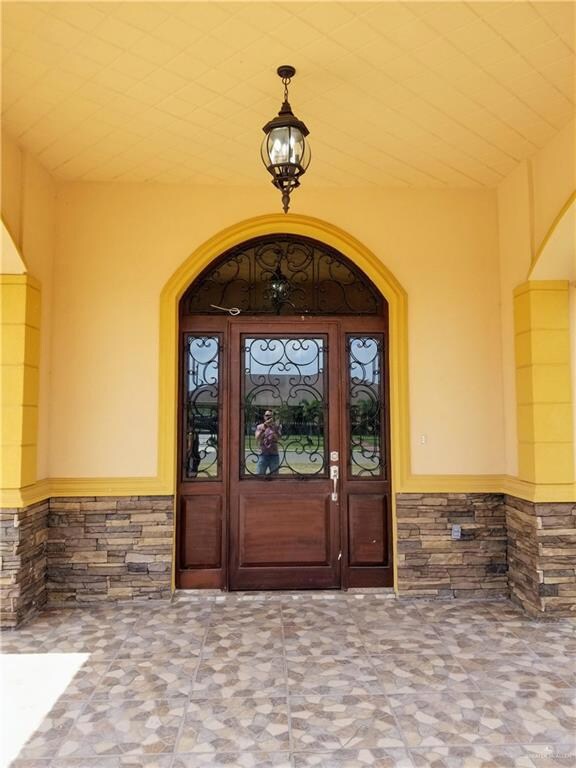 3409 Rodeo Dr, Mercedes, TX 78570 - photo 6