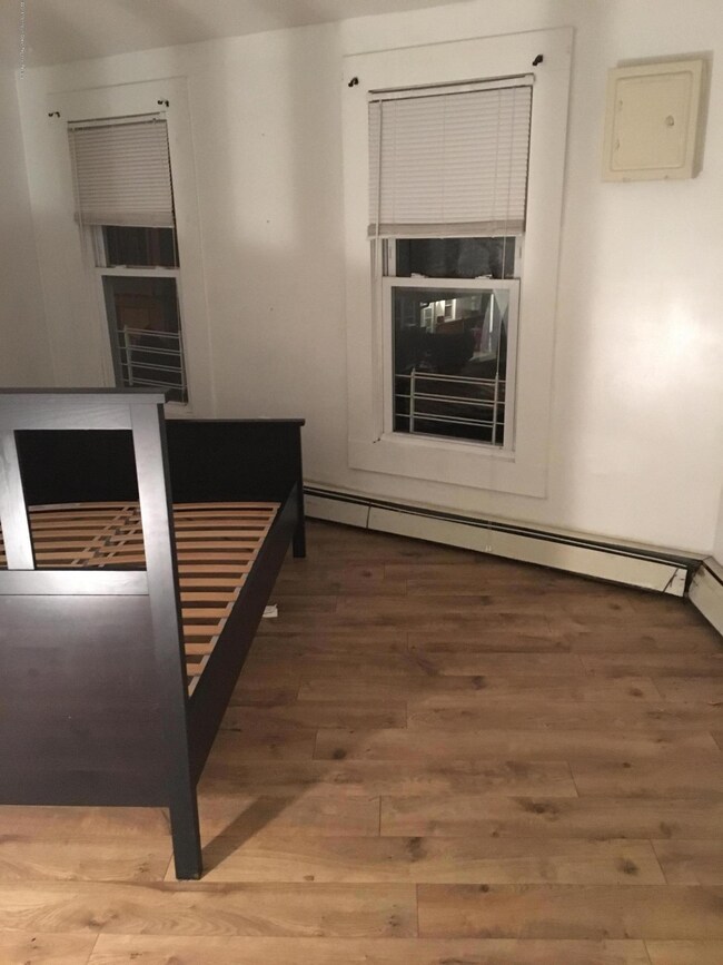 201 1st St, Keyport, NJ 07735 - photo 4