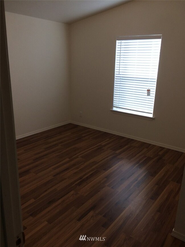 unlisted-address, Federal Way, WA 98003 - photo 6