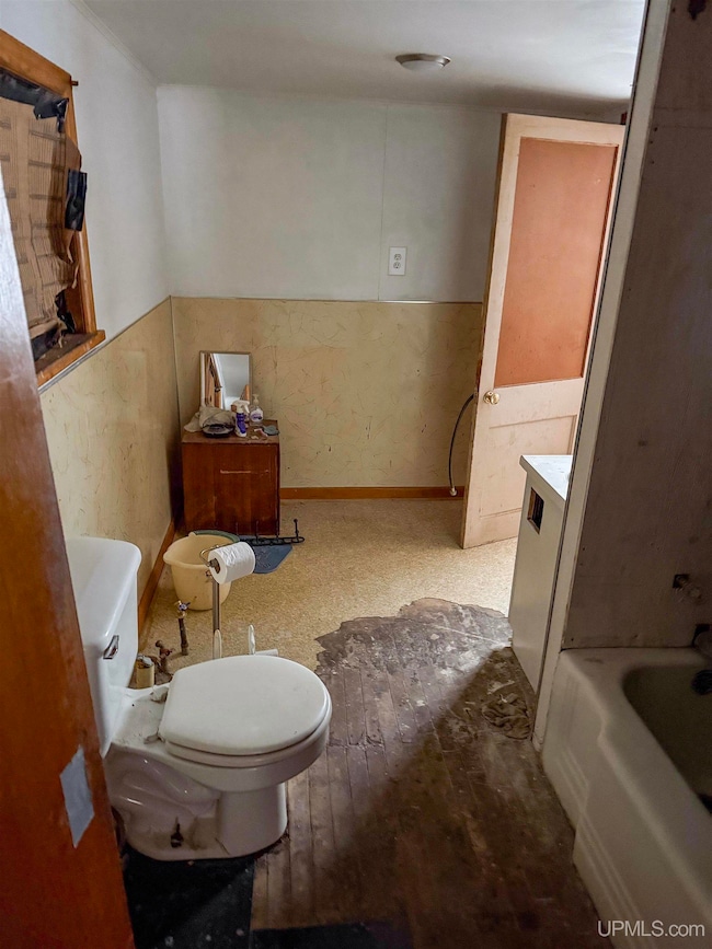 57249 3rd St, Calumet, MI 49913 - photo 6