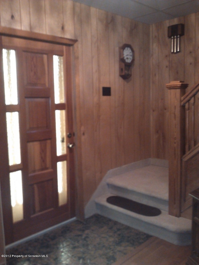 1315 Dartmouth St, Scranton, PA 18504 - photo 2