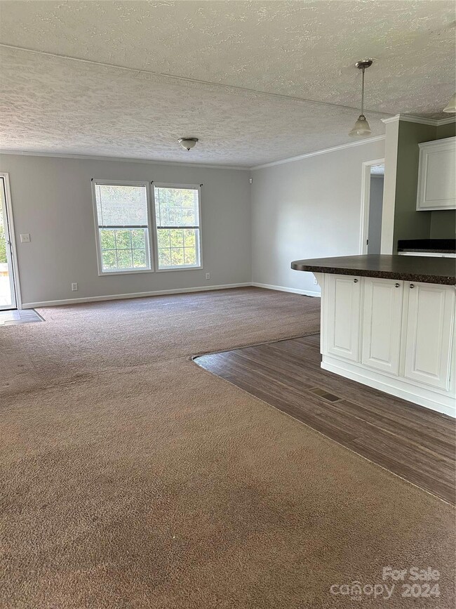 138 Forest Grove Dr unit 36, Statesville, NC 28625 - photo 6