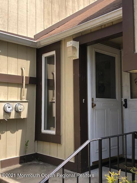 14 Woodpecker Rd, Howell, NJ 07731 - photo 3