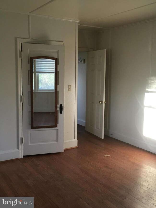 202 E Locust St, Union Bridge, MD 21791 - photo 3
