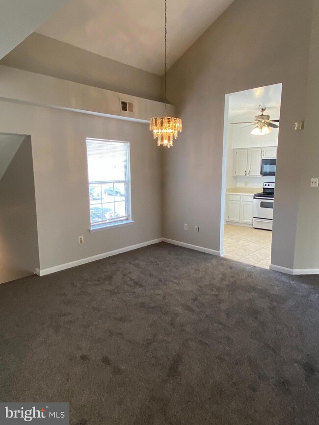 8913 Rusland Ct, Fort Washington, MD 20744 - photo 3