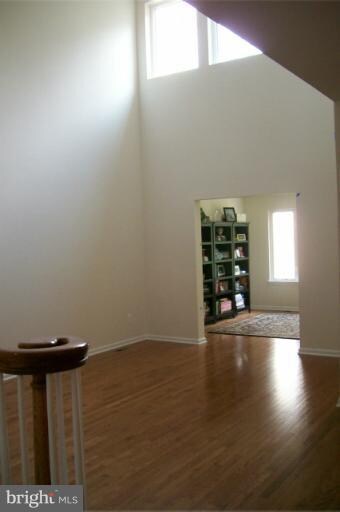 25128 Fortitude Terrace, Chantilly, VA 20152 - photo 2