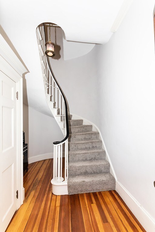 90 Washington Square E unit 4, Salem, MA 01970 - photo 5