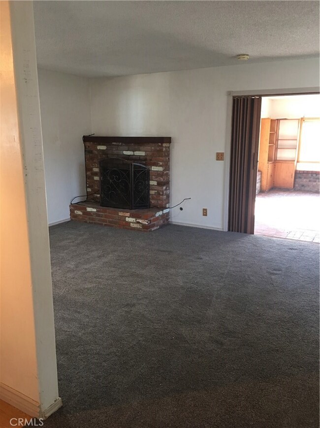 1265 E 5th Ave, Chico, CA 95926 - photo 3