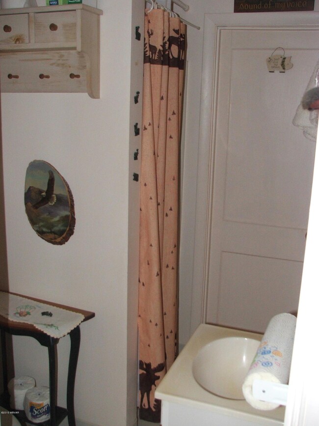 3 QUARTER BATH