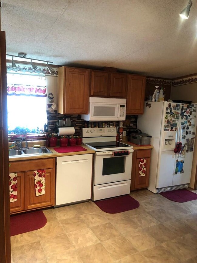 Spacious kitchen