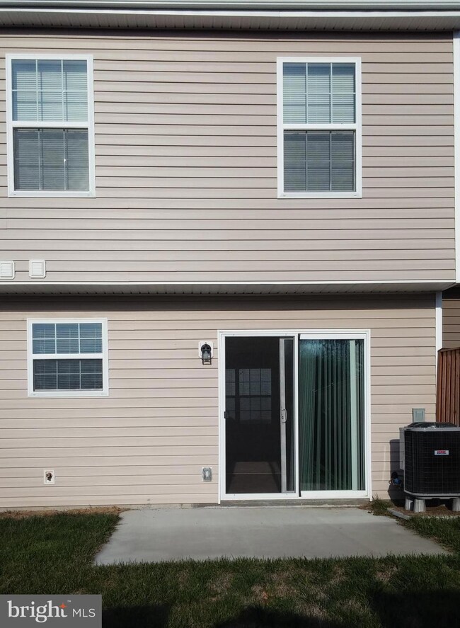 14 Ostrich Ln, Inwood, WV 25428 - photo 2