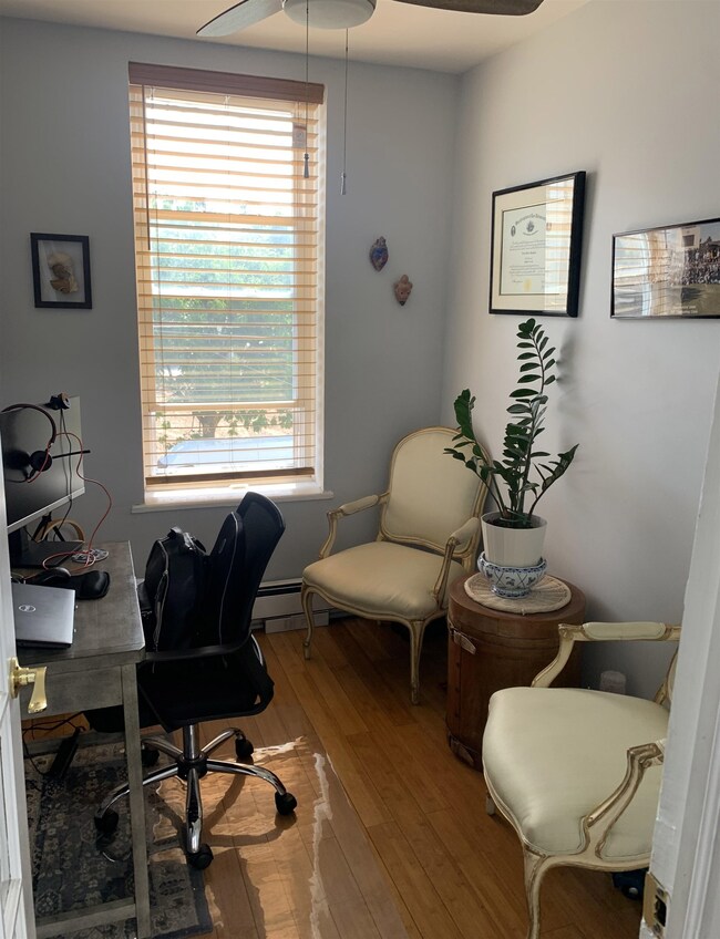 27 Bergen Ave unit 2, Jersey City, NJ 07305 - photo 6