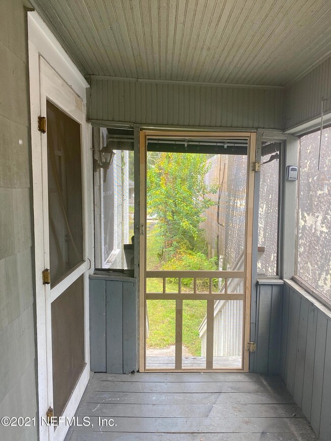 1442 Dancy St, Jacksonville, FL 32205 - photo 5