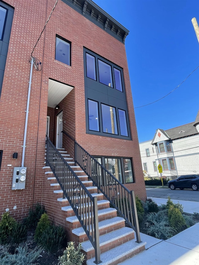 43.5 Belmont Ave unit 2, Jc, Bergen-Lafayett, NJ 07304 - photo 4