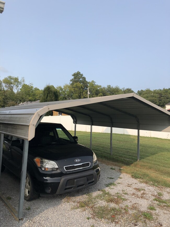 202 Ridgewood Ln, Shelbyville, TN 37160 - photo 3