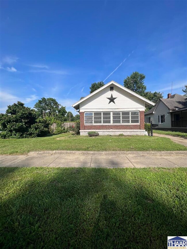 1504 S 11th St, Terre Haute, IN 47802 - photo 2