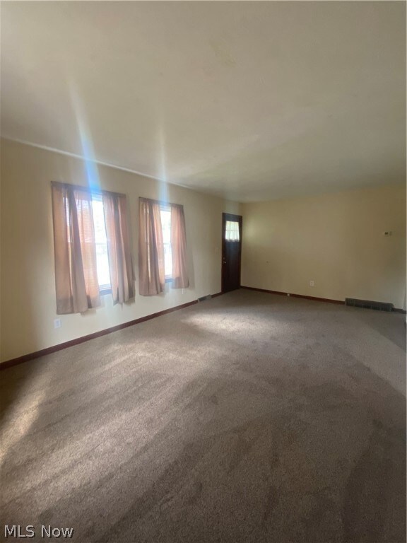 508 W Liberty St, Geneva, OH 44041 - photo 5