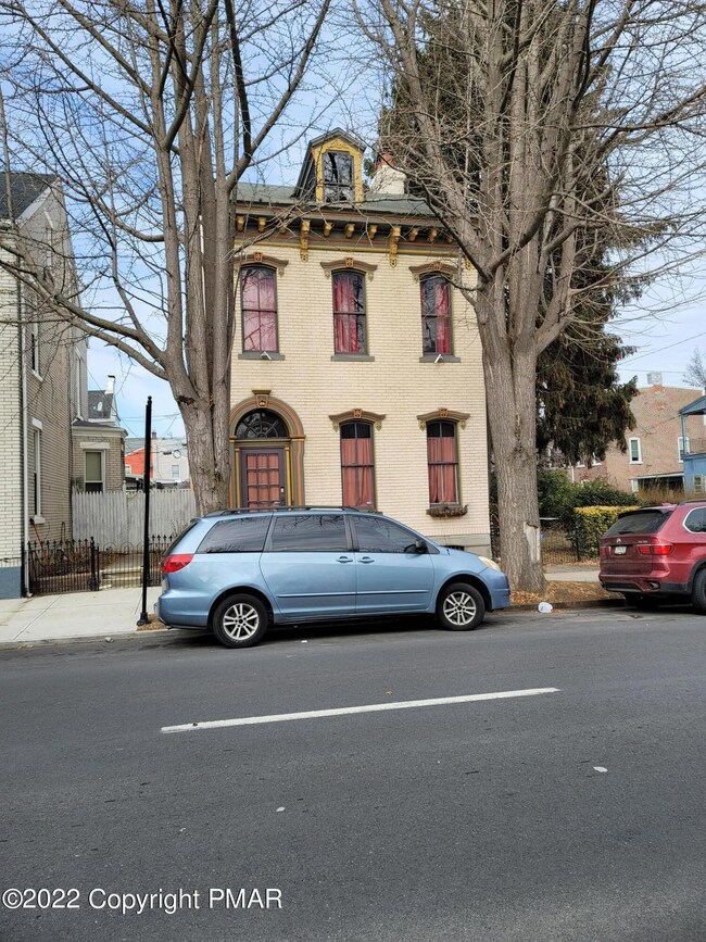1131 W Turner St, Allentown, PA 18102 - photo 3