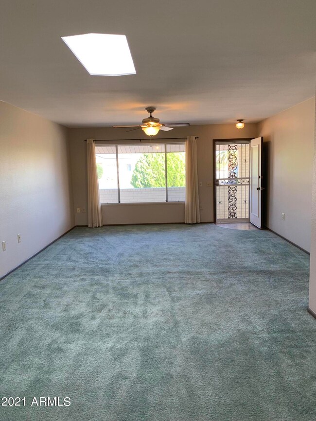 9619 W Bonita Ct, Sun City, AZ 85373 - photo 2