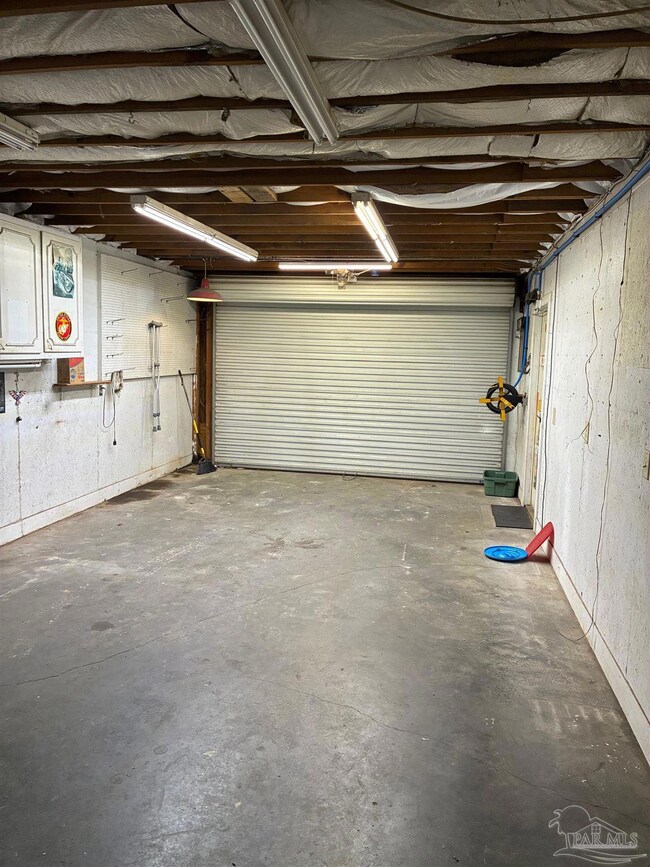 3324 Bonfire Dr unit B, Milton, FL 32583 - photo 7