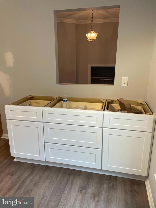 6832 Earthstar Ct, Springfield, VA 22152 - photo 3