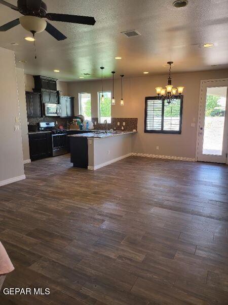 13555 Bradford St, Horizon City, TX 79928 - photo 2