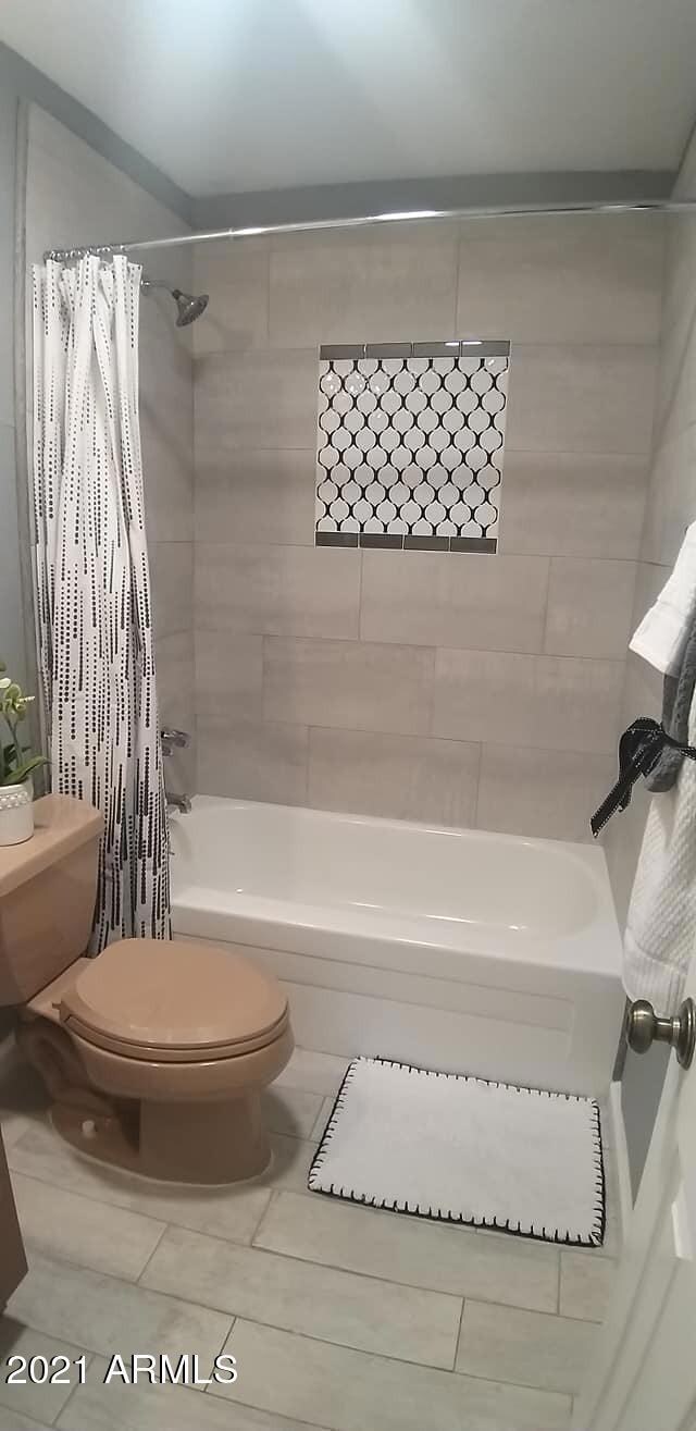 7817 W Clarendon Ave, Phoenix, AZ 85033 - photo 2