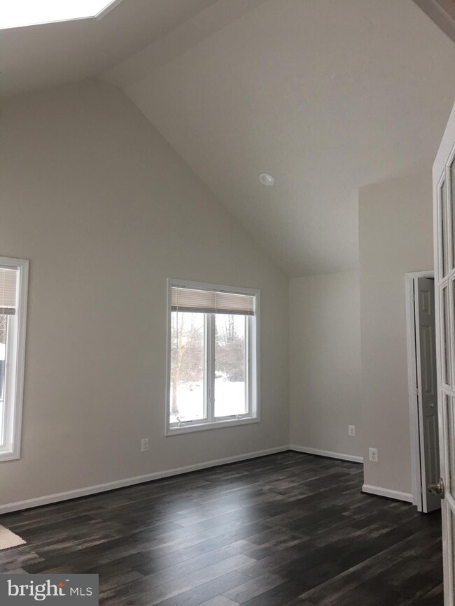 10882 Rugby Dr, Bealeton, VA 22712 - photo 4