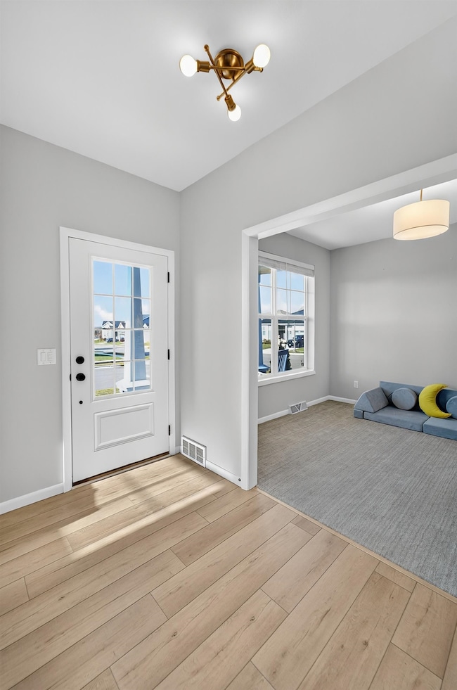 463 Crusader Point, Waunakee, WI 53597 - photo 4