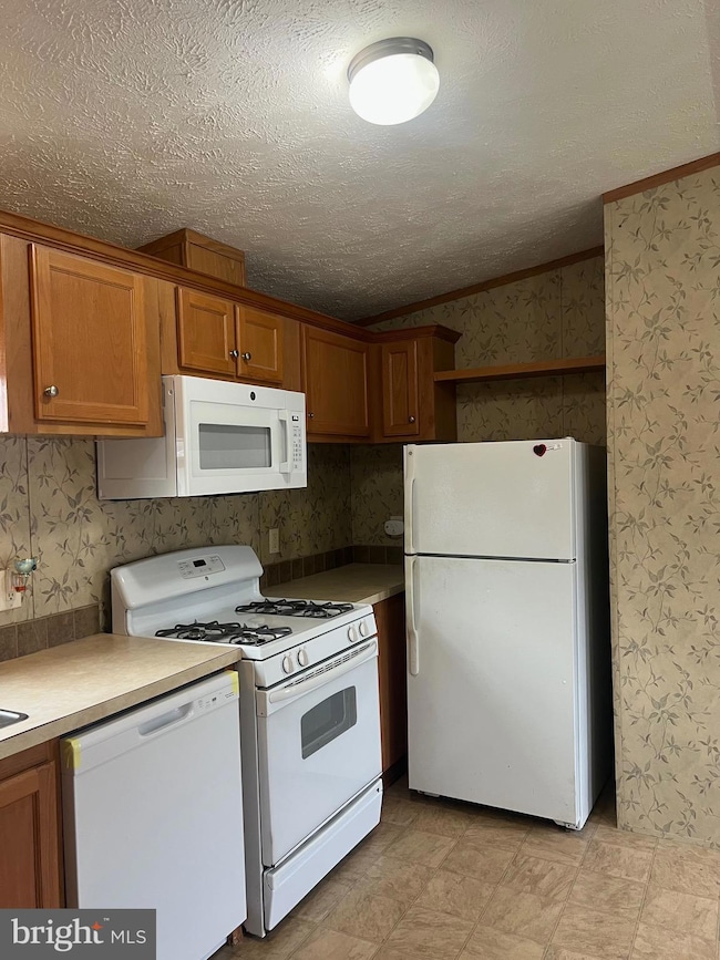 1302 Gibson Rd unit 135, Bensalem, PA 19020 - photo 5