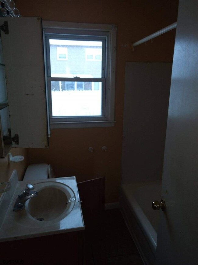 1819 N Michigan Ave, Atlantic City, NJ 08401 - photo 5