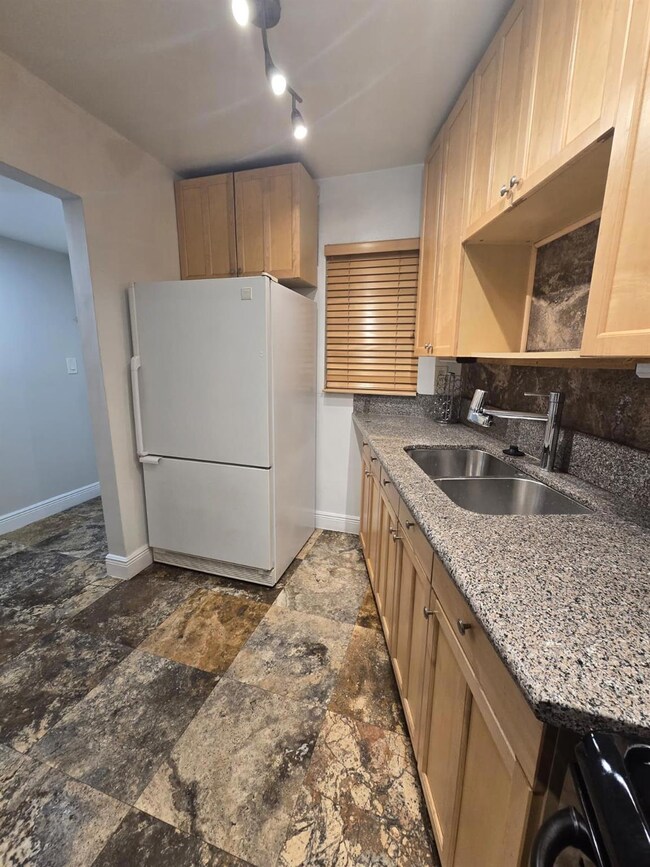 4121 Stirling Rd unit 205, Davie, FL 33314 - photo 2