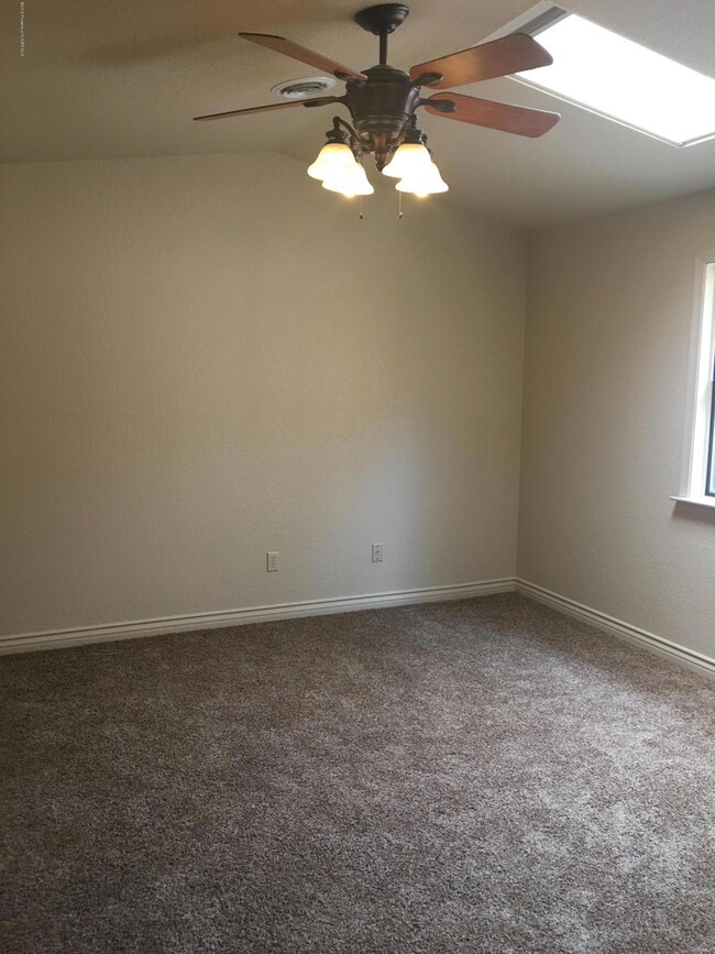 4101 Applewood Dr, Farmington, NM 87402 - photo 3