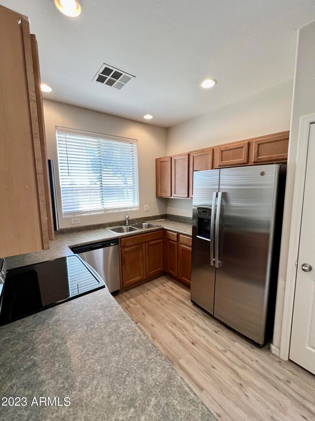 1029 E Julian Dr, Gilbert, AZ 85295 - photo 7