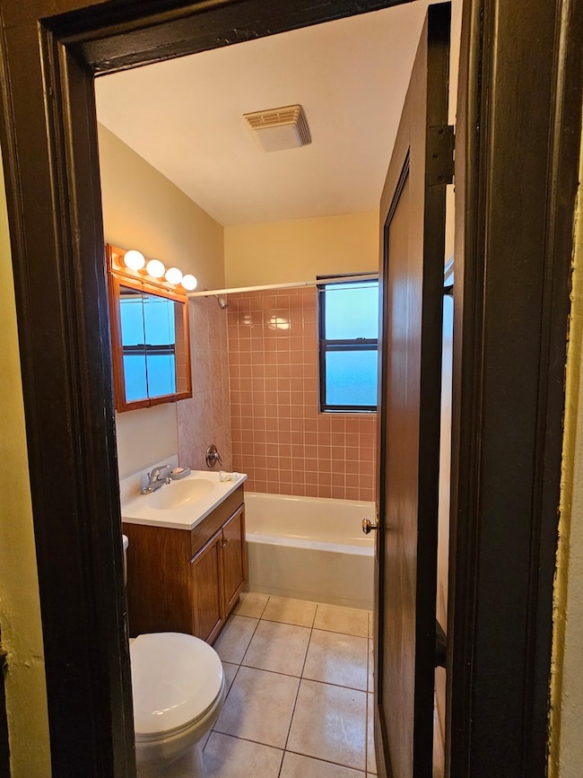 121 W 80th St unit 2, Chicago, IL 60620 - photo 6