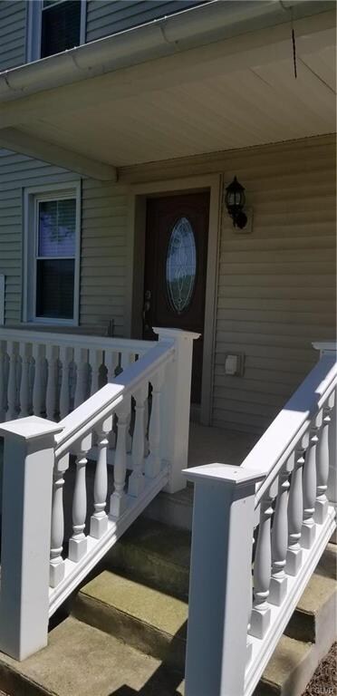 1812 Pen Argyl Rd, Pen Argyl, PA 18072 - photo 7