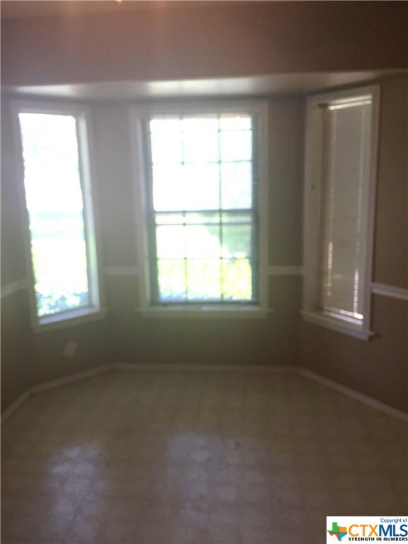 202 E Hogan Dr, Copperas Cove, TX 76522 - photo 7