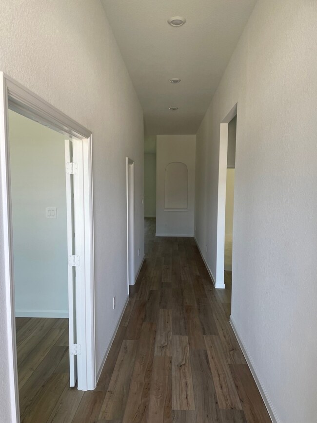 18339 Tiger Flowers Dr, Conroe, TX 77302 - photo 3