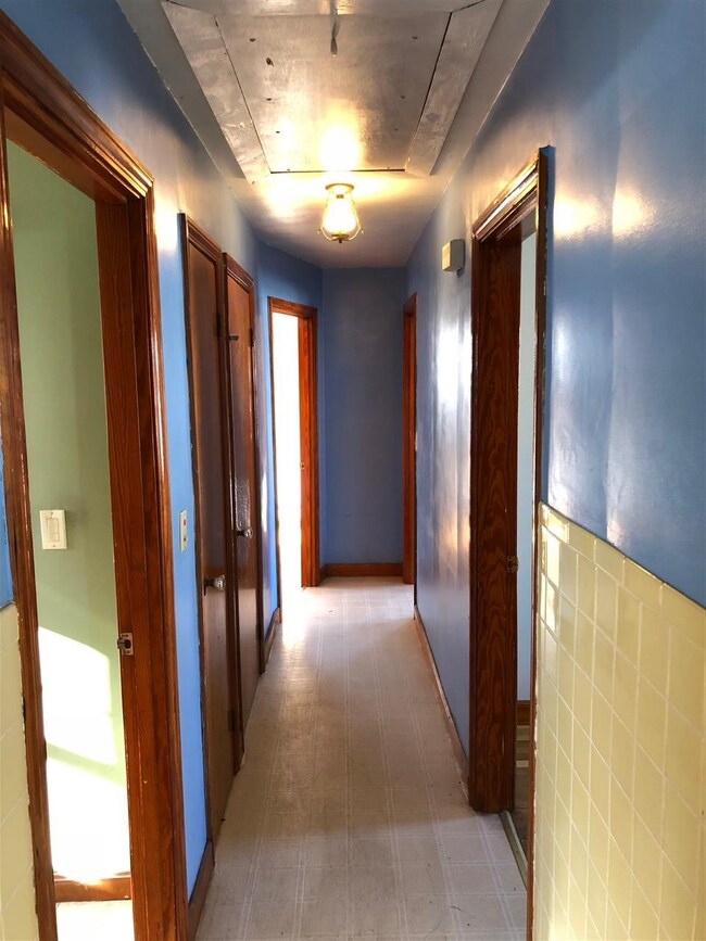 64 Norris St, Manchester, NH 03103 - photo 6