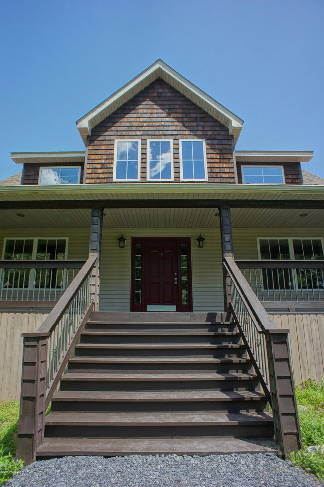 600 Henrys Crossing Rd, Cresco, PA 18326 - photo 2