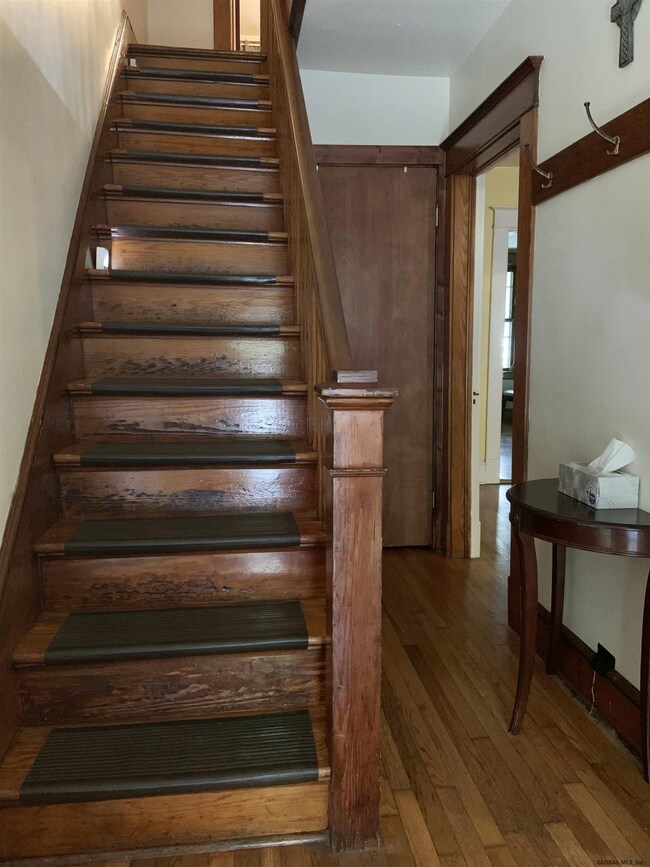 373 Hamilton St, Albany, NY 12210 - photo 3