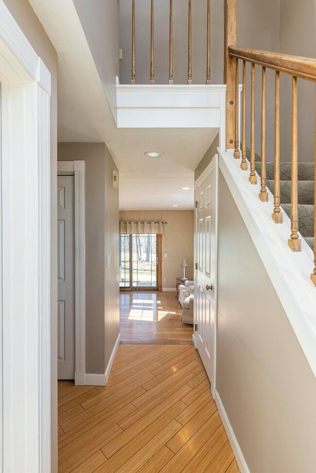 195 Wescott Rd unit 11, South Portland, ME 04106 - photo 6