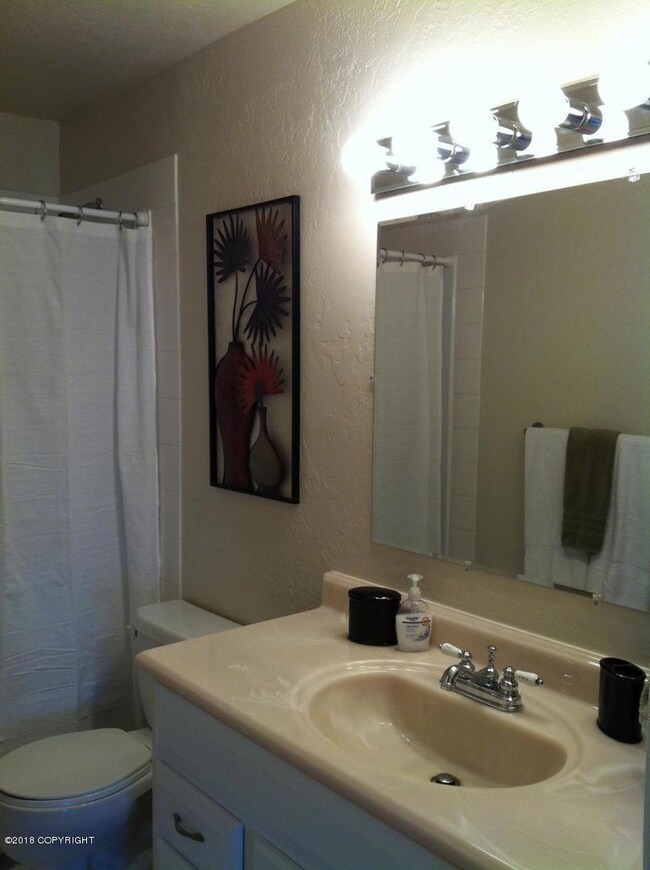 4042 North Star St unit 1, Anchorage, AK 99503 - photo 5