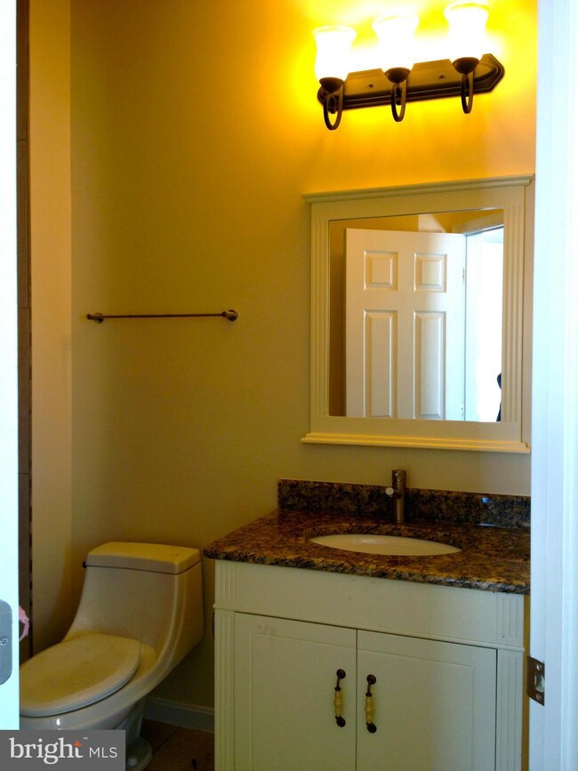 5401 C St SE, Washington, DC 20019 - photo 4