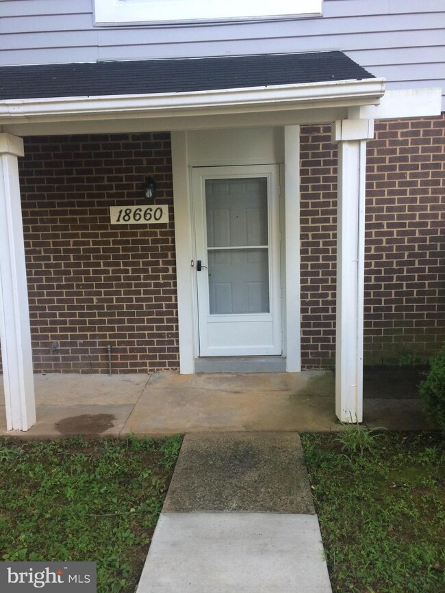 18660 Sage Way, Germantown, MD 20874 - photo 2