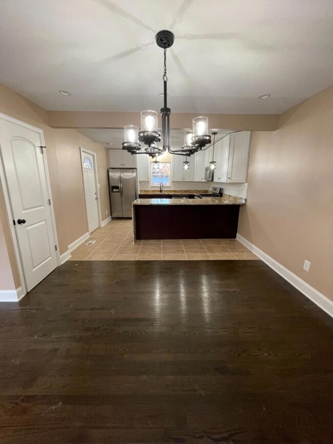 3124 W 19th Place, Gary, IN 46404 - photo 5