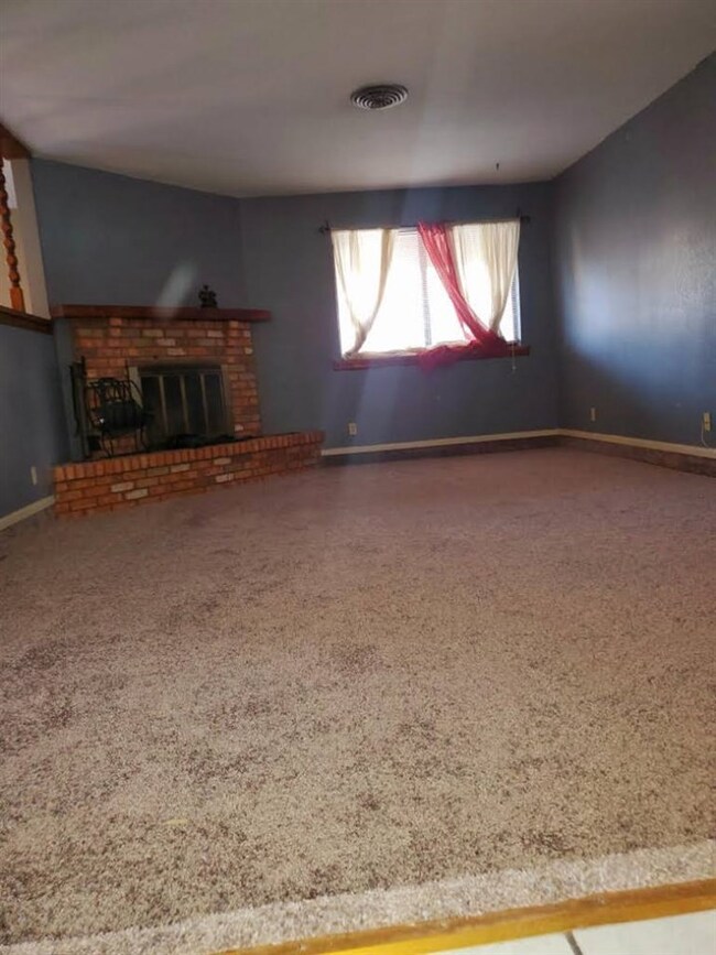 4210 W 14th St, Yuma, AZ 85364 - photo 3