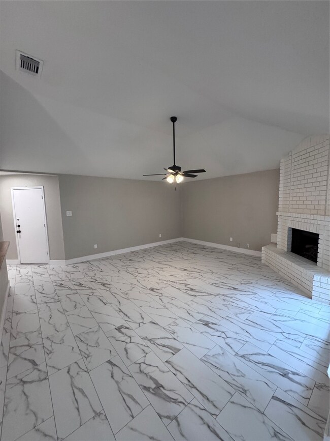 7722 Covington Dr, Houston, TX 77095 - photo 4